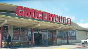 Lakeport Grocery Outlet is haunted