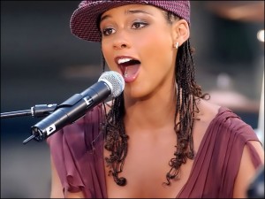 Alicia Keys says she believes in aliens and UFOs